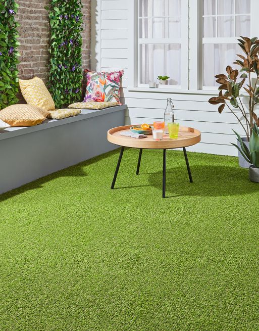 Oasis Artificial Grass 20 mm Pile 4 Star Wear Rating
