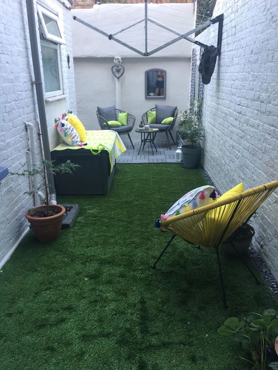 Yard using artificial grass