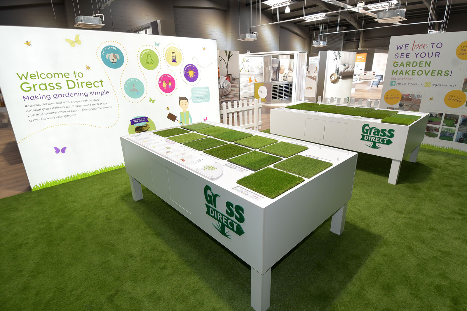 Grass Direct Bracknell Store Artificial Grass Tables 2